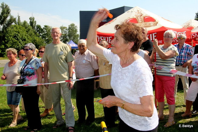 Festyn seniorów na lotnisku (zdjęcia)