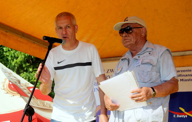 Festyn seniorów na lotnisku (zdjęcia)