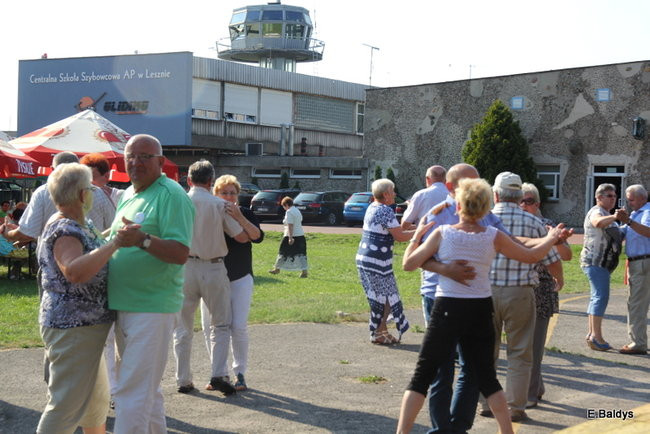 Festyn seniorów na lotnisku (zdjęcia)
