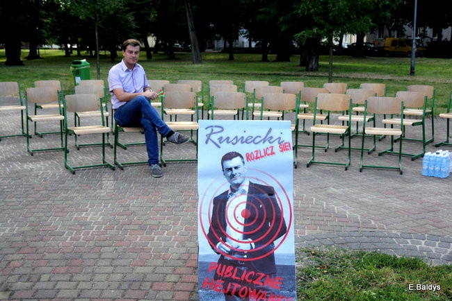 Hejterzy nie przyszli. Zabrakło im odwagi (zdjęcia)