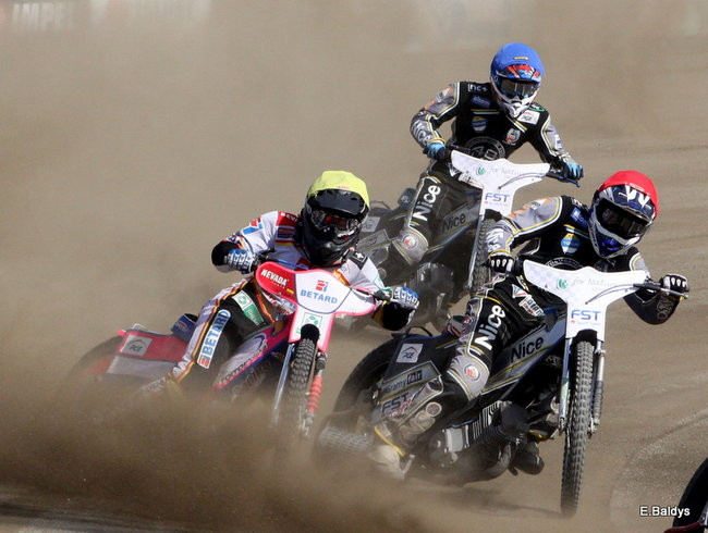 Zmagania juniorów na Smoku (zdjęcia)