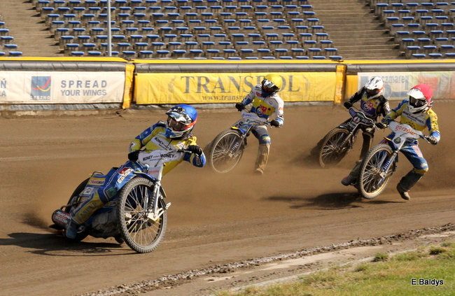 Zmagania juniorów na Smoku (zdjęcia)