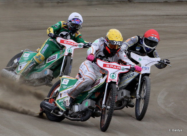 Zmagania juniorów na Smoku (zdjęcia)