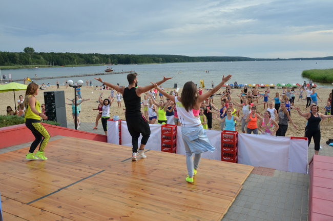 Zumba na plaży w Boszkowie (zdjęcia)