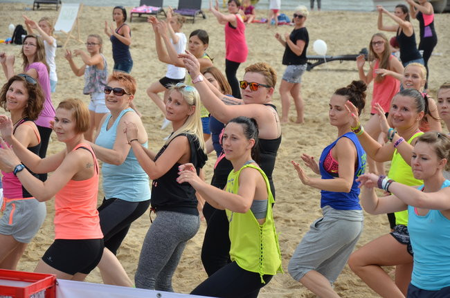 Zumba na plaży w Boszkowie (zdjęcia)