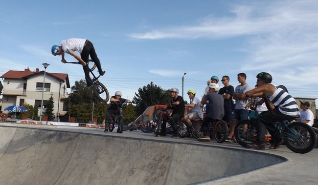 Fruwali nad Skateplazą (zdjęcia)