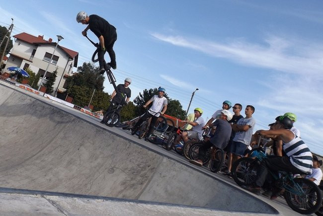 Fruwali nad Skateplazą (zdjęcia)