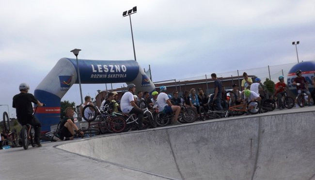 Fruwali nad Skateplazą (zdjęcia)