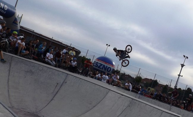 Fruwali nad Skateplazą (zdjęcia)