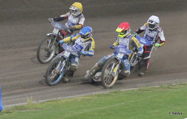 Deszczowy finał dla 