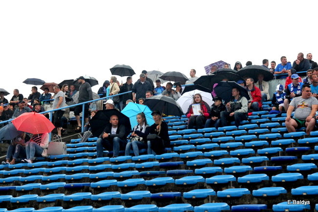 Kibice nie klaskali (zdjęcia)