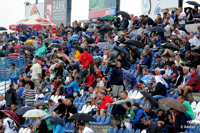 Kibice nie klaskali (zdjęcia)