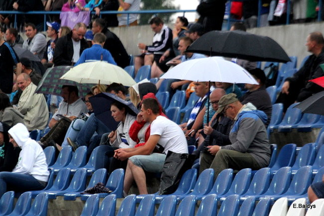 Kibice nie klaskali (zdjęcia)