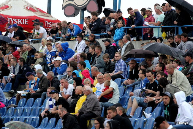 Kibice nie klaskali (zdjęcia)