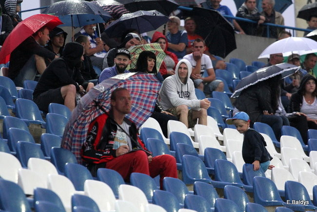 Kibice nie klaskali (zdjęcia)