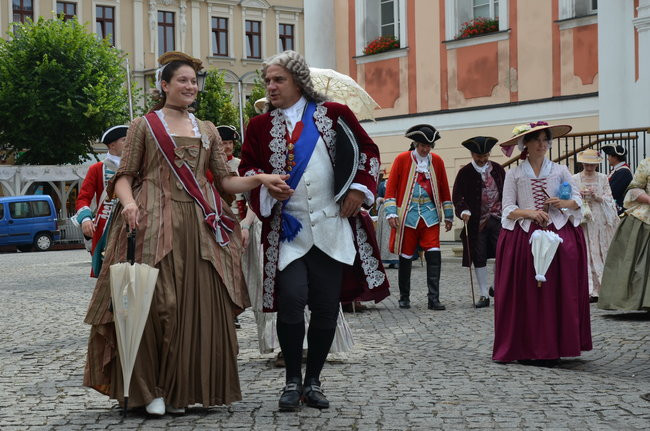 Sasi na ulicach Leszna (zdjęcia)