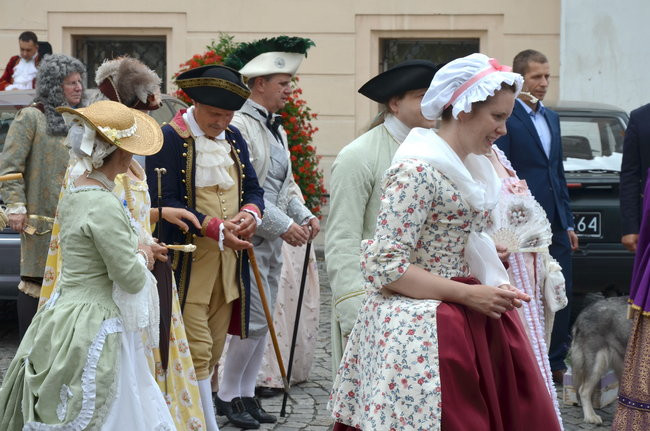 Sasi na ulicach Leszna (zdjęcia)