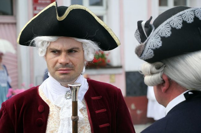 Dworzanie wylegli na ulice Rydzyny (zdjęcia)