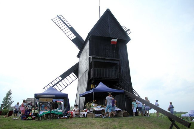 Drewno motywem przewodnim (zdjęcia)