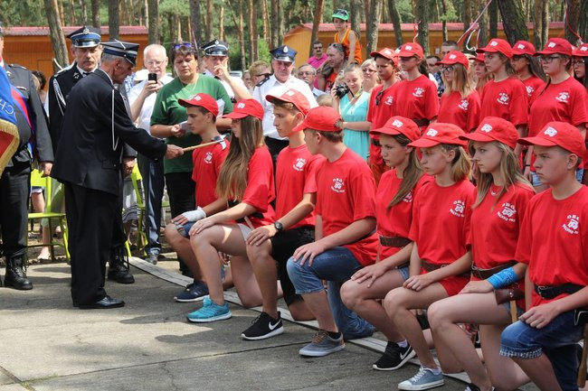 Pasowani na strażaka (zdjęcia)