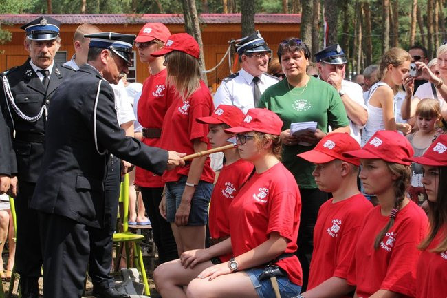 Pasowani na strażaka (zdjęcia)