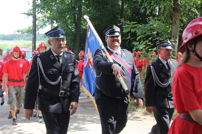 Pasowani na strażaka (zdjęcia)