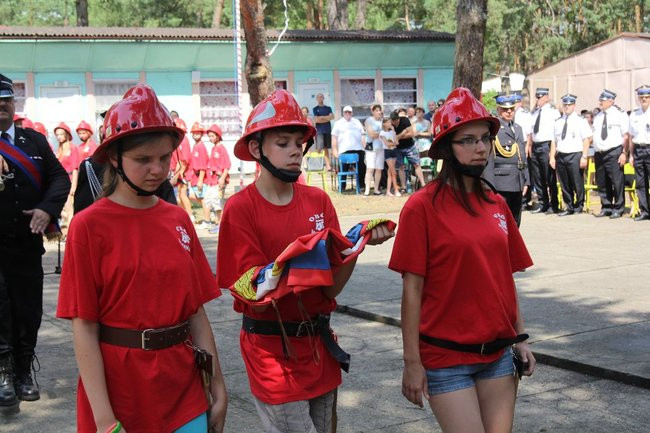 Pasowani na strażaka (zdjęcia)