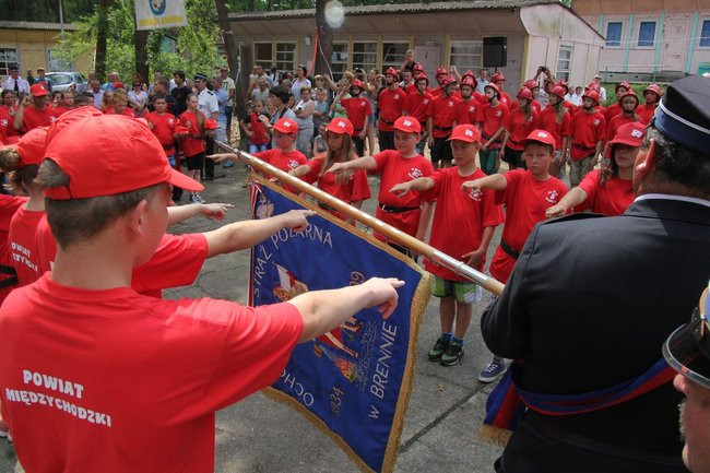Pasowani na strażaka (zdjęcia)
