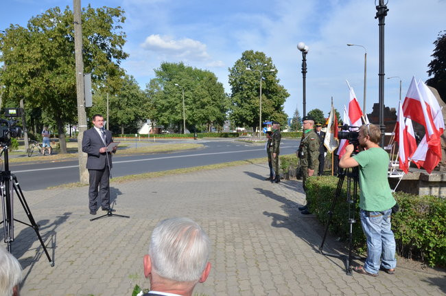 Chwila zadumy w  71. rocznicę (zdjęcia)