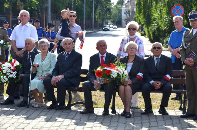 Chwila zadumy w  71. rocznicę (zdjęcia)