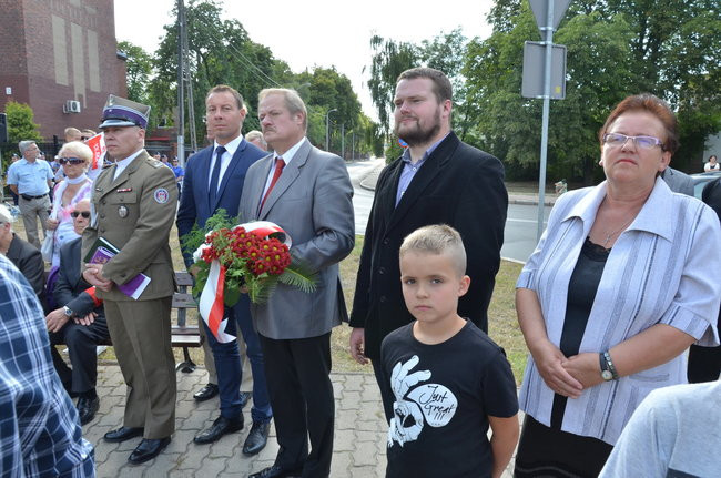 Chwila zadumy w  71. rocznicę (zdjęcia)