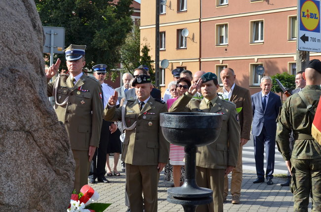 Chwila zadumy w  71. rocznicę (zdjęcia)