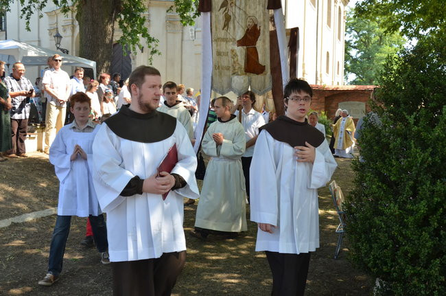 Odpust u Franciszkanów w Osiecznej (zdjęcia)