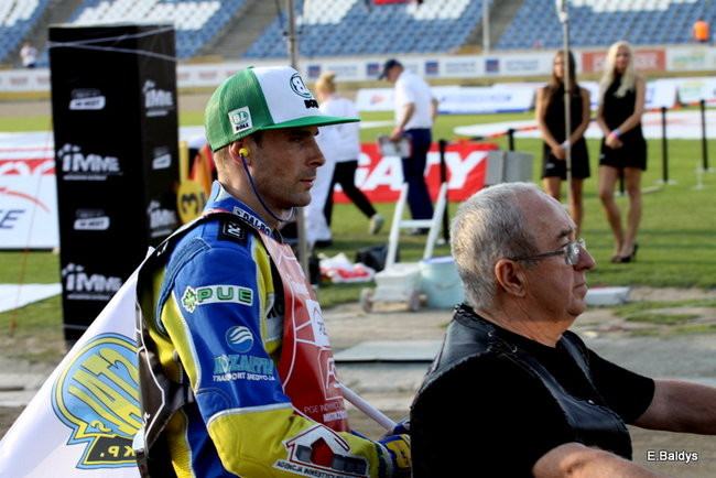 Niesamowity Łaguta (zdjęcia)