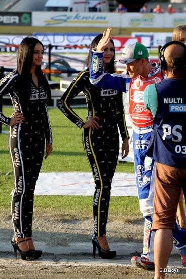 Niesamowity Łaguta (zdjęcia)