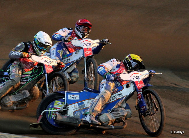 Niesamowity Łaguta (zdjęcia)