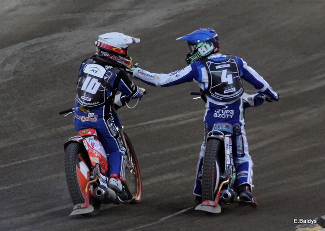 Niesamowity Łaguta (zdjęcia)