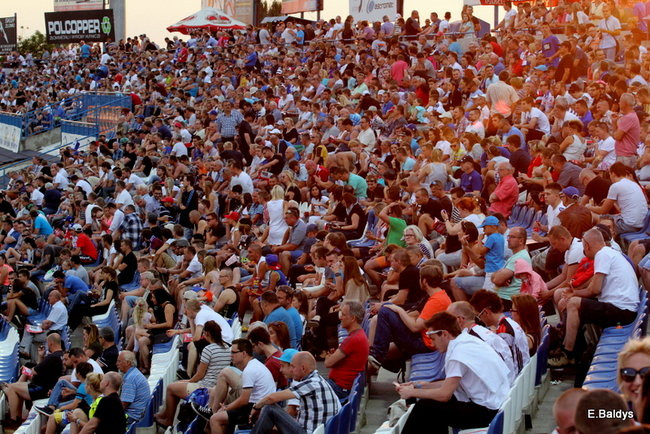 Niesamowity Łaguta (zdjęcia)