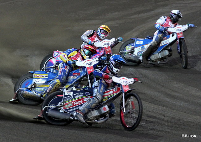 Niesamowity Łaguta (zdjęcia)