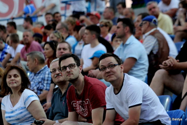 Niesamowity Łaguta (zdjęcia)