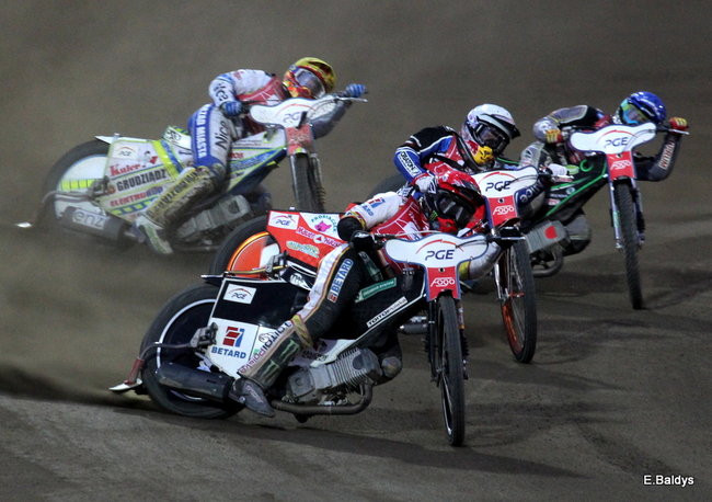 Niesamowity Łaguta (zdjęcia)