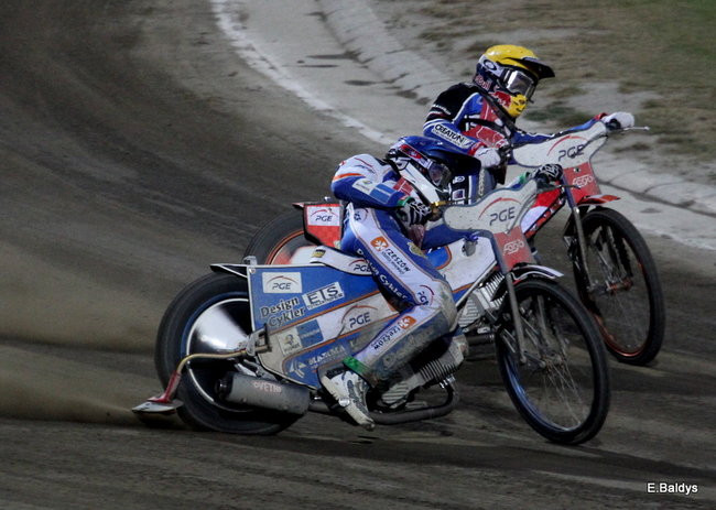 Niesamowity Łaguta (zdjęcia)