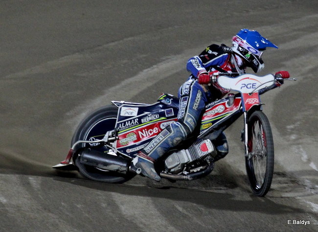 Niesamowity Łaguta (zdjęcia)