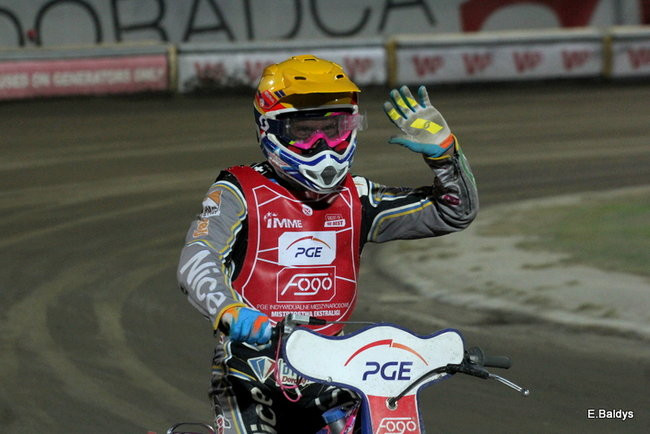 Niesamowity Łaguta (zdjęcia)