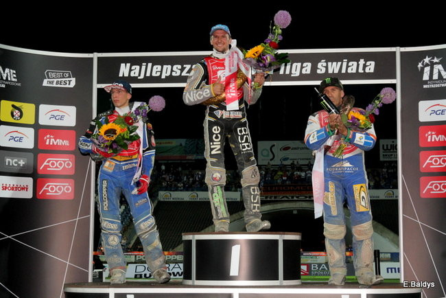 Niesamowity Łaguta (zdjęcia)