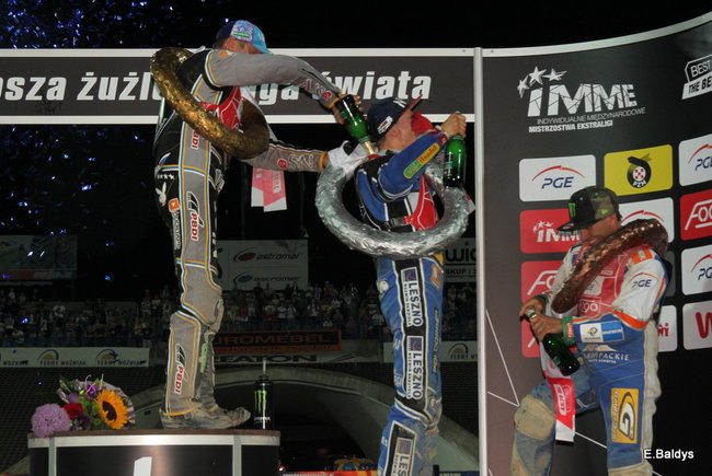 Niesamowity Łaguta (zdjęcia)