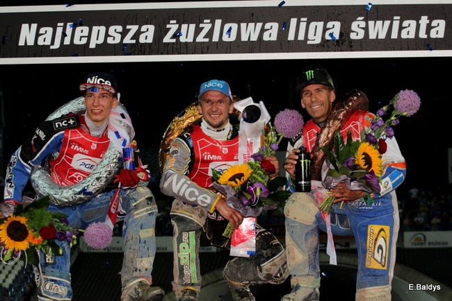 Niesamowity Łaguta (zdjęcia)