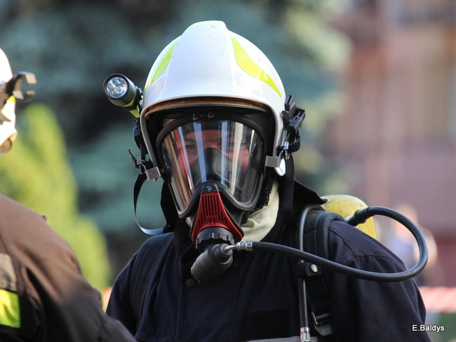 Pożar budynku przy ul. Dąbrowskiego (zdjęcia)