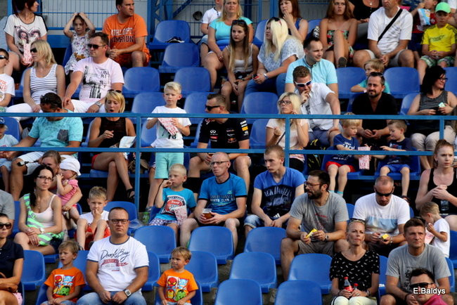 Fruwali nad Smokiem (zdjęcia)