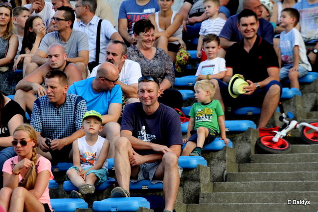 Fruwali nad Smokiem (zdjęcia)